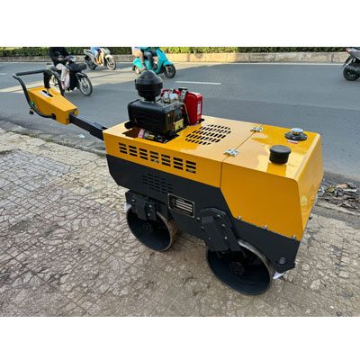 Lu dắt tay Luxin 750kg